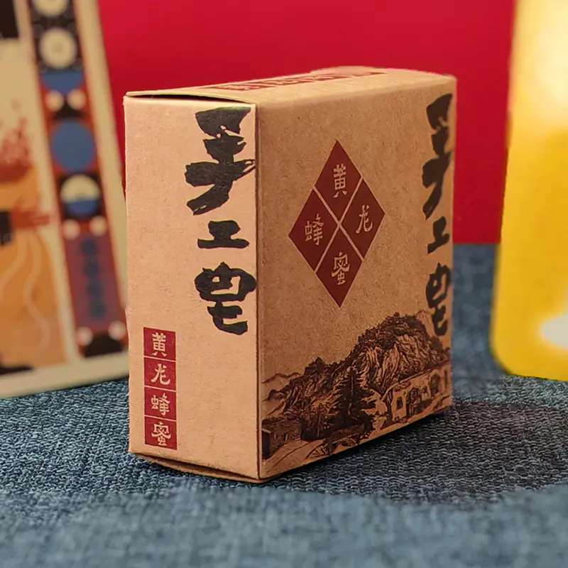 Kotak kadbod kertas kraft yang diimport